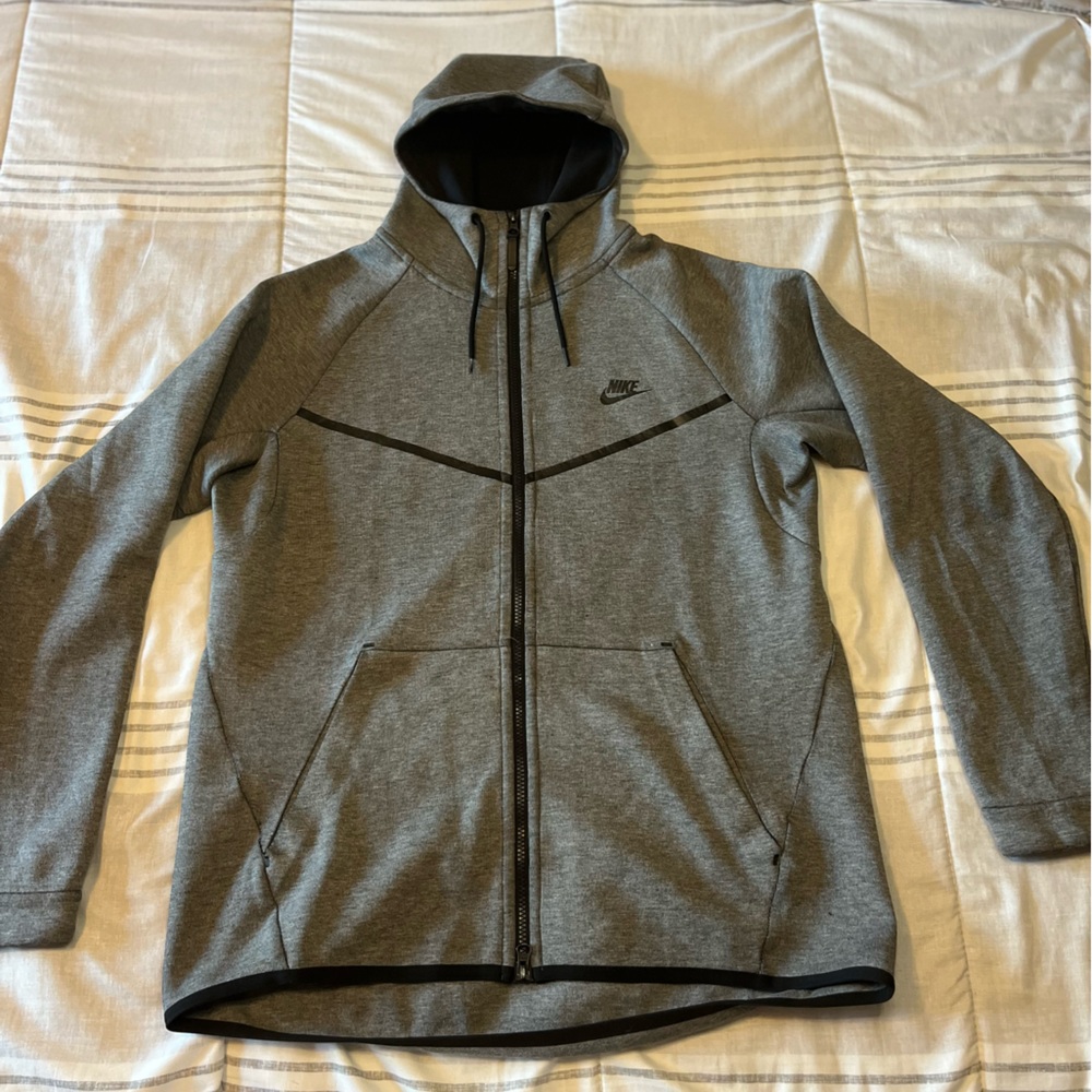 OG GREY NIKE TECH, Size: L